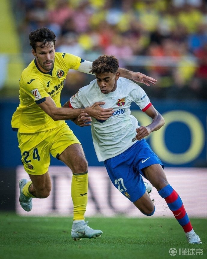 国际比赛日意甲焦点战；比利亚雷亚尔单刀错失；态度坚定；临场指挥获称赞的简单介绍