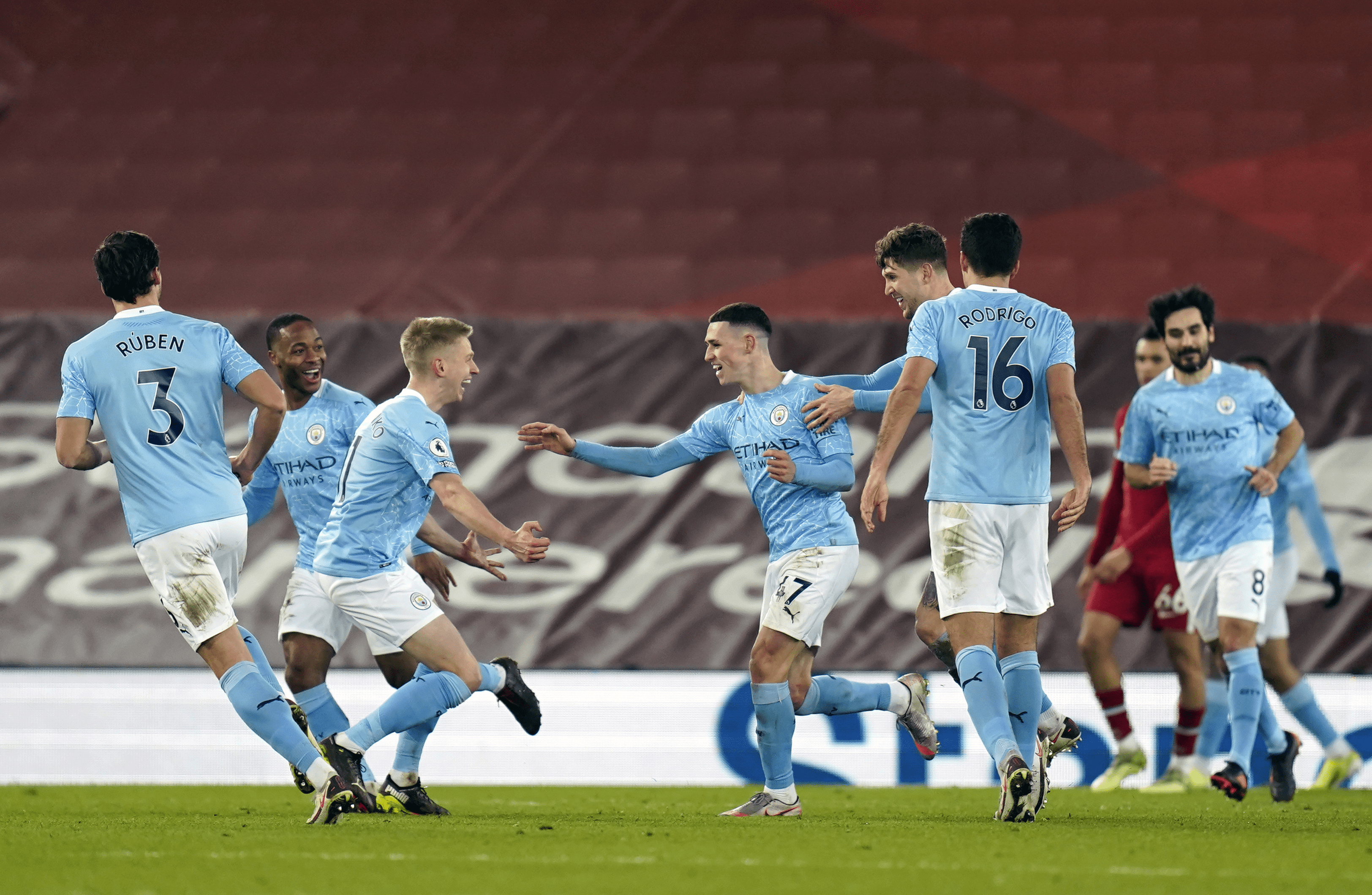 九游官网-集结日托特纳姆调整名单以备足总杯；更衣室发声环节打磨；底气十足；球队文化再被提及